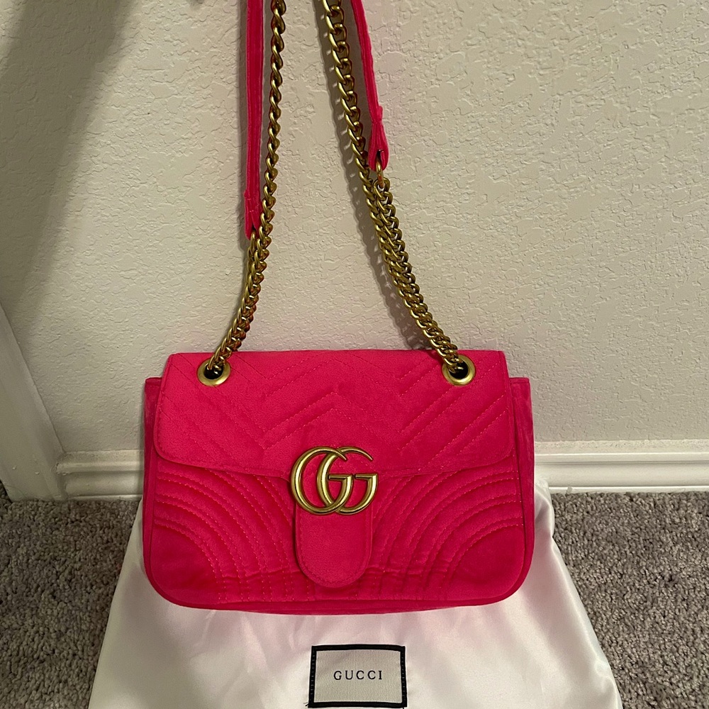 AUTHENTIC Gucci GG Velvet Marmot Medium